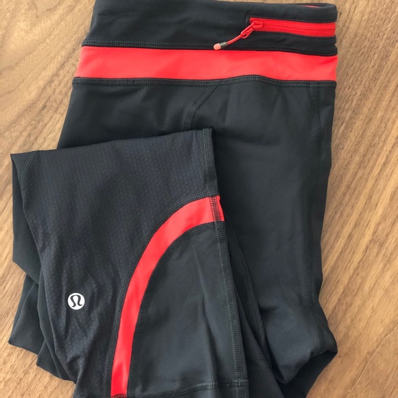 lululemon athletica Pants - lululemon inspire crop